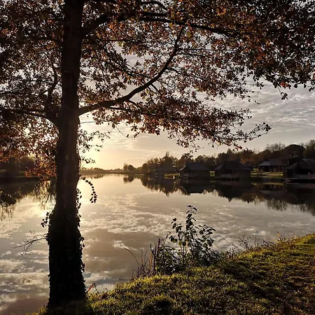 Le Bass بيت للعطل Villiers-Charlemagne